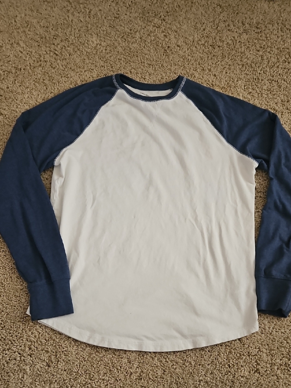Goodfellow & Co White and Blue Raglan Long-Sleeve Tee